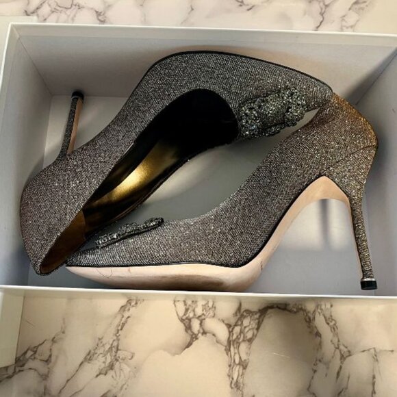 MANOLO BLAHNIK HANGISI GOLD GLITTER HEELS - Picture 3 of 8